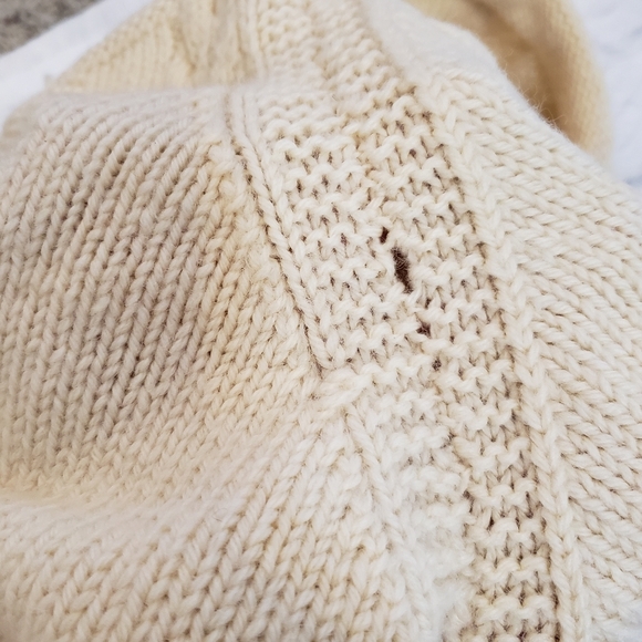 The Knitting Needle Vintage - Picture 8 of 10